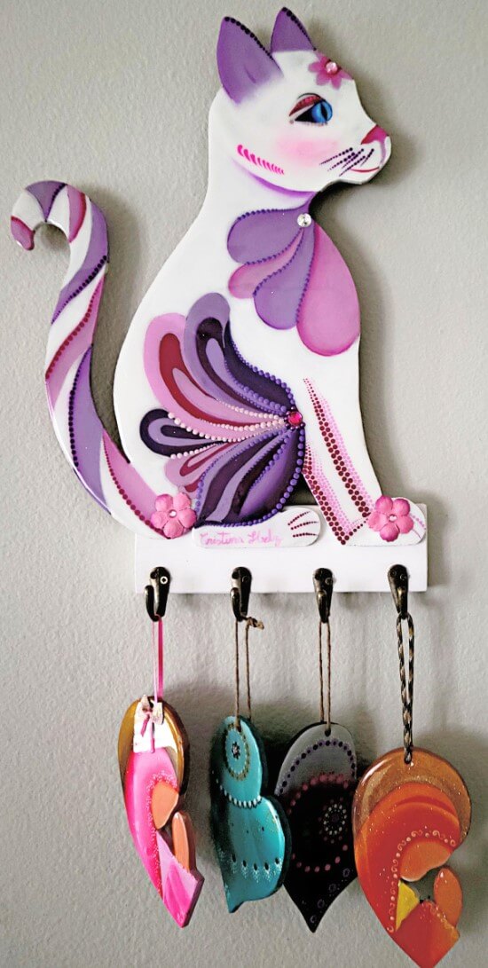 2013 – White Purple Pink Cat Key Holder – Gato Blanco Violeta Rosado Llavero