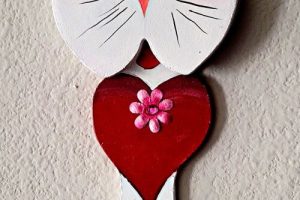 3005 – Cat with Heart – Gato con Corazón