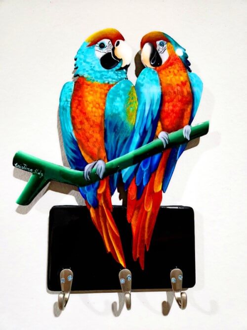 6015 - Parrots with Hooks